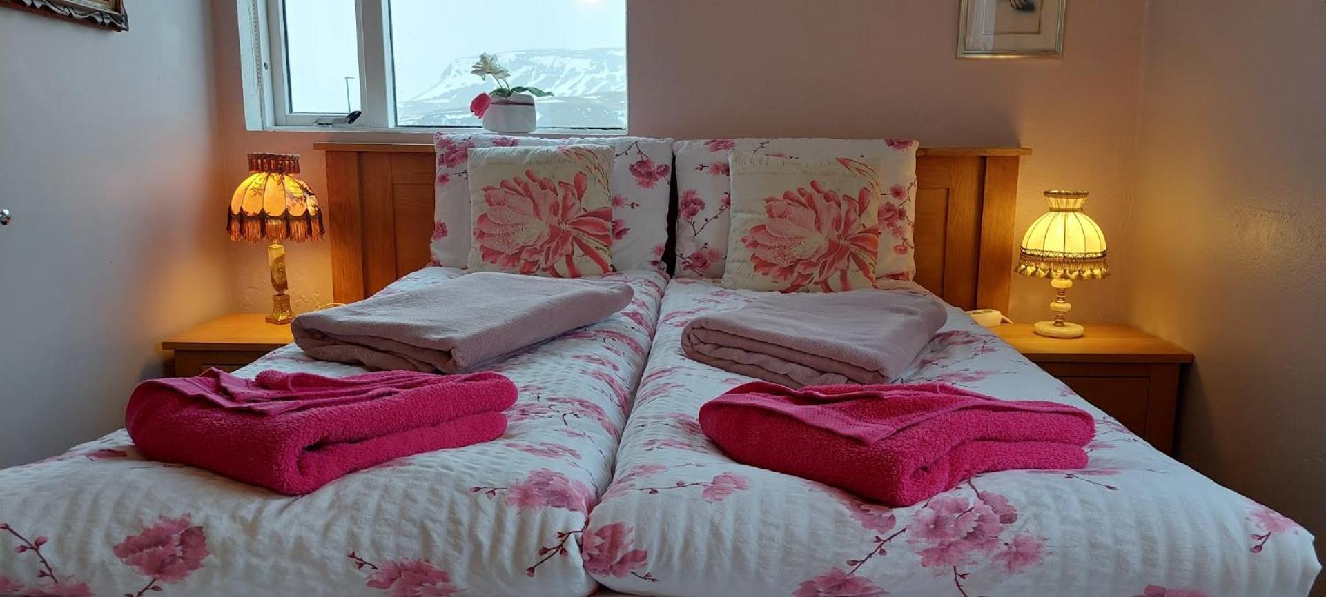 Bikers Paradise Olafsvik Room photo